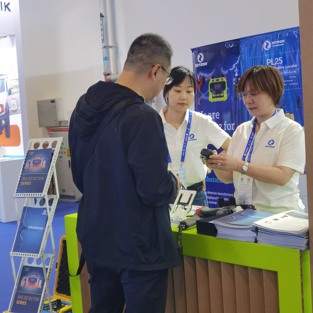 技術(shù)團(tuán)隊(duì)專業(yè)服務(wù)，提升品牌影響力